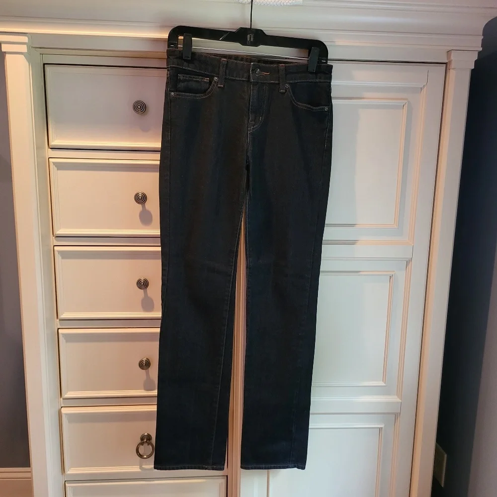 NWOT Uniqlo Straight Leg Denim Jeans Womens Size 26 - Picture 1 of 6